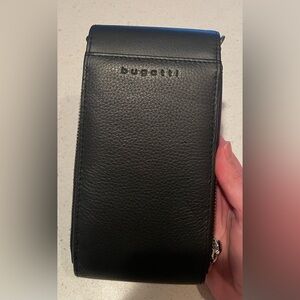 Bugatti Genuine Leather Mobile Purse